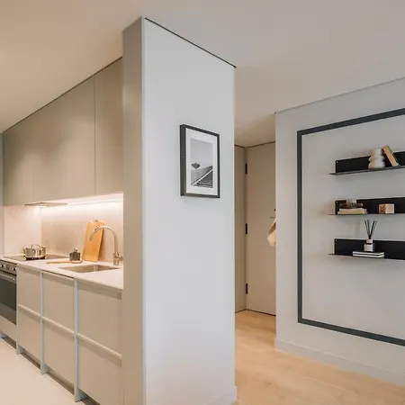 Adraga - 1 Bedroom And Shared Pool In Avenidas Novas 아파트 리스본