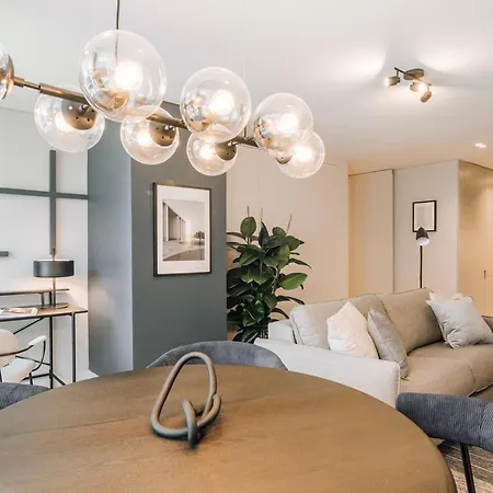 Apartament Adraga - 1 Bedroom And Shared Pool In Avenidas Novas